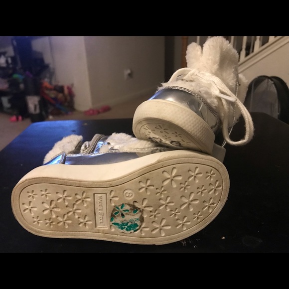 Maggie and Zoe Winter fur boots - Picture 4 of 6